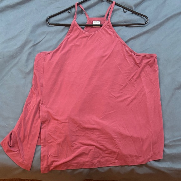 Athleta Razor back Flowy tank - Picture 2 of 3
